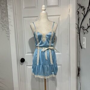 🌹NWT Vintage 70’s California Dream Deadstock  Satin Nightie W/Cream Lace